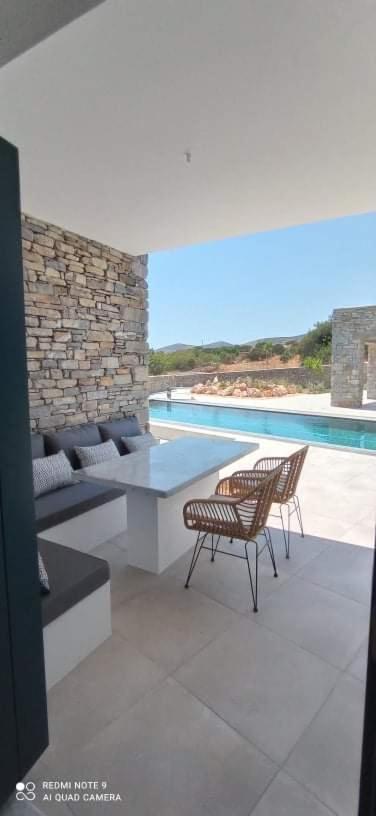 Paros-Memories-Neubau-Villen, Sportpool Aspro Chorio Ngoại thất bức ảnh