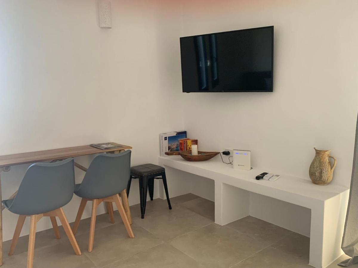 Paros-Memories-Neubau-Villen, Sportpool Aspro Chorio Ngoại thất bức ảnh